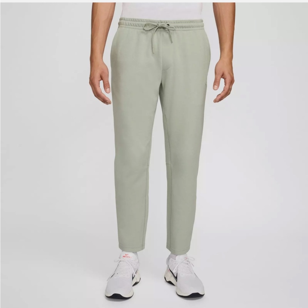 NWT Nike Mens Dri-Fit UV Tapered Jade Horizon Sweatpants sz XL